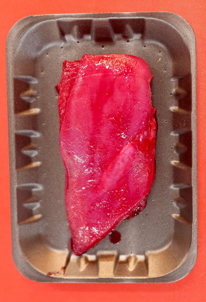 Chicken Breast With Beetroot 
 صدر دجاج بالشمندر